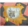 Image 1 : PAINTED & SIGNED MOOSEHEAD DESIGN ON BUCKSKIN PC