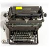 Image 2 : ANTIQUE UNDERWOOD TYPEWRITER UNKNOWN MODEL