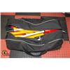 Image 2 : 17 POLO STICKS IN LARGE SPORTCHEK DUFFLE BAG