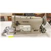 Image 2 : INDUSTRIAL SEWING MACHINE WALKING FOOT WITH EXTRA