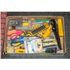 Image 1 : BOX OF CUTTING TOOLS,SMALL TOOL BOX KNIVES,