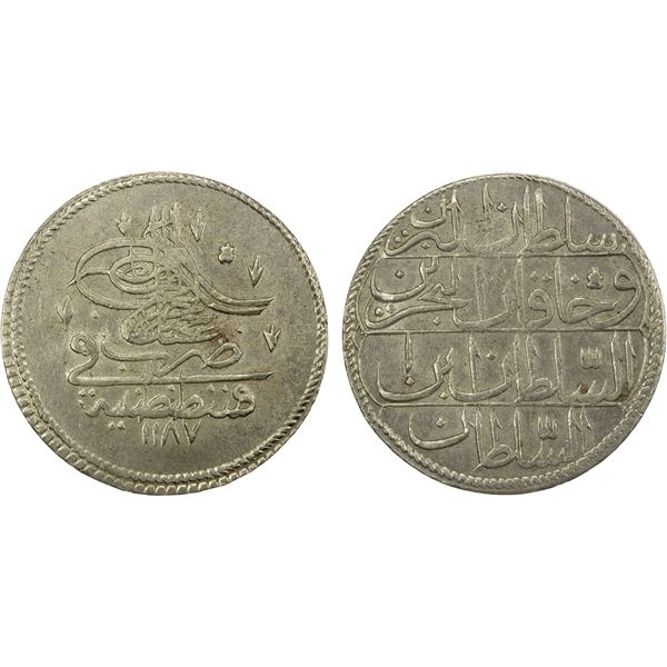 TURKEY: Abdul Hamid I, 1774-1789, AR kurush (18.61g), Kostantiniye, AH1187 year 1, EF