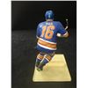 Image 2 : BRETT HULL SIGNED GARTLAND FIGURE NO.953