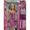 Image 2 : Barbie Doll & Accessories