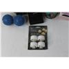 Image 2 : Dryer Balls, Binder and Empty Sony Case and Shaving Bag