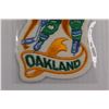 Image 3 : Oakland California Golden Seals 1960s-70s Embroidered Crest - 3" x 4 1/2"