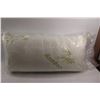 Image 4 : Bamboo Pillow