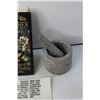 Image 4 : The Old World Kitchen Cookbook, Mortar and Pestle and Labels