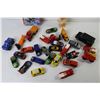 Image 4 : Assortment Toy Vehicles - Hot wheels - Miasto - Porky Pig Toy