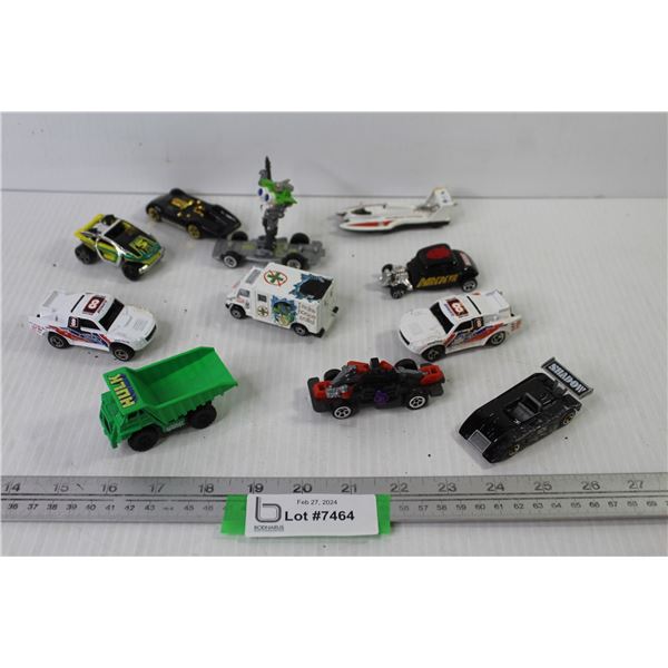 (11) Die Cast Vehicles - Hot-Wheels - Maisto