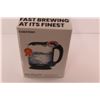 Image 2 : Chefman Easy-Fill 1.7L Electric Kettle - New in Box