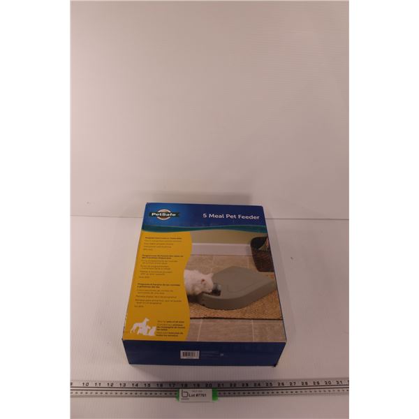 Pet Safe 5 Meal Pet Feeder - NEW in Box