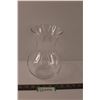 Image 1 : Tapered Clear Glass Vase - 9"x6"