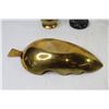 Image 3 : (4) Brass Décor Items