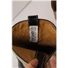 Image 2 : Ariat "FATBABY" Ladies Western Boots - Size 8B, All Leather, Some Wear