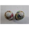Image 4 : Pair of Porcelain Egg Salt and Pepper Shakers