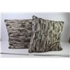 Image 1 : (2) Throw Cushions (19" x 19")