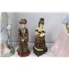 Image 2 : (2) Ceramic Rabbit Statues - (2) Lady Ornaments