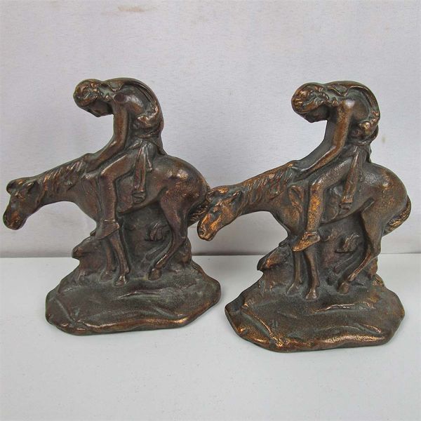 Antique Cast Iron Bookends WH Howell Co "End of Trail" Circa 1920's