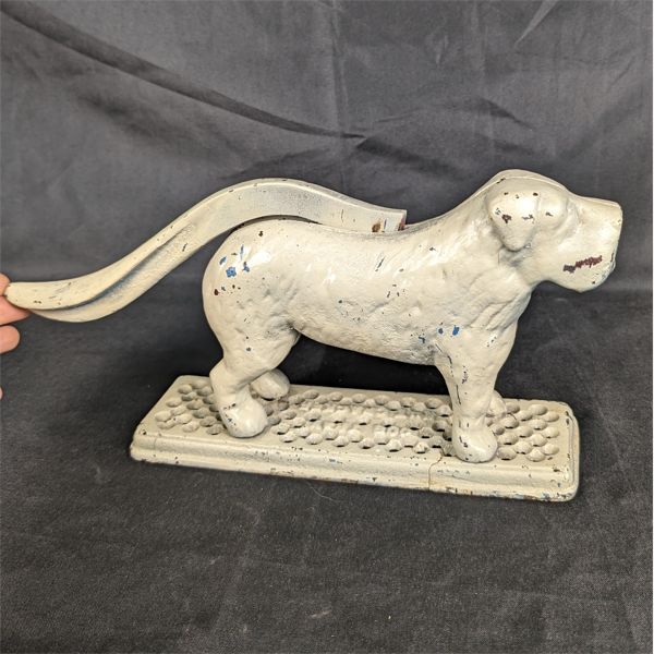 Vintage Cast Iron Dog Nut Cracker