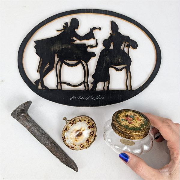 Lot of 4 Various Vintage Items 