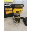 Image 4 : DeWalt 20V Compact Router Model DCW600 with Battery Charger + Soft Case 