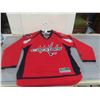 Image 2 : Washington Capitals Jersey Sz Sm + Pendant, 3 Books ; Football Pro, Superstar Album, 