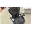 Image 2 : Office Chair - Adjustable + Swivel