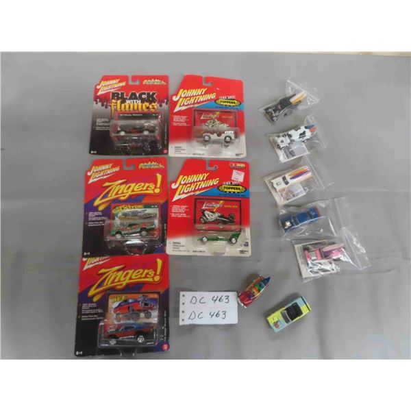 Johnny Lightning Die Cast 5 New in Package, 7 Loose Vehicles - Cool Stuff! 