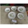 Image 1 : 22 pcs Turi; Dinner Plates, Bread + Butter Plates, Soup + Dessert Bowls