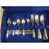 Image 3 : 40pc White Orchid Cutlery Set with Case