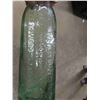 Image 5 : 4 Vintage Winnipeg Bottles ; Blackwood's, Drewry, Pellissier, Shea's + Rare 1920s 