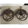 Image 2 : 1880s Water Well Pulley Wheel