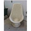 Image 1 : Wicker Chair