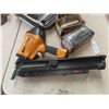 Image 2 : Bostitch Framing Nailer F28WW with 28 Wire Weld Framing Nails