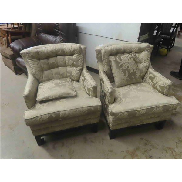 2 Matching Living Room Chairs