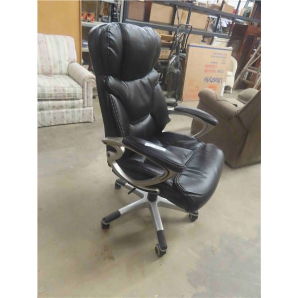 Executive Swivel Adjustable Office Chair