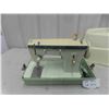 Image 2 : Singer Portable Electric Sewing Machine