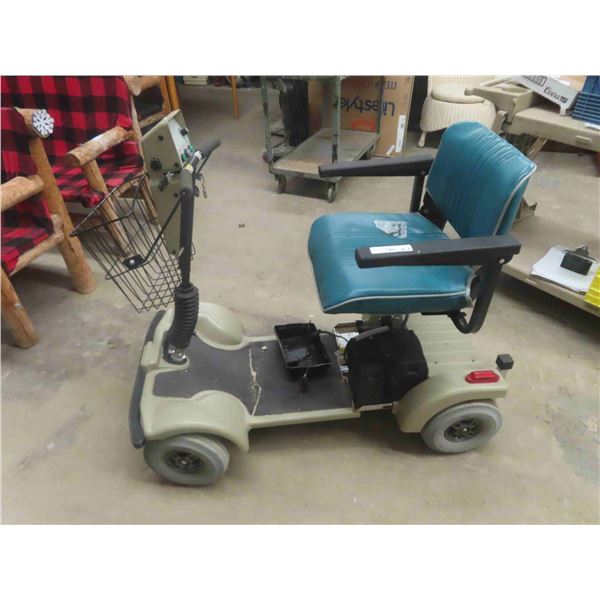 Explorer Battery Operated 4 Wheel Medi Scooter - Unknown Condition - NO Battery ,