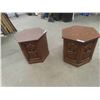 Image 1 : 2 End tables 20.5" x 21" 