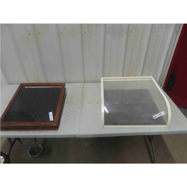 2 Counter Top Display Cases ; 7" x 20" x 20" & 4" x 17.5" x 20" 