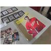 Image 7 : 90's Hockey Cards - some Framed & Hockey Card Book 