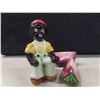 Image 2 : Black Americana Salt + Pepper Shakers & Ornaments
