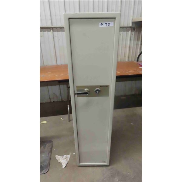 Excellent Heavy Metal Gun Cabinet with Inside Locking Drawer and Keys 57'' x 13 