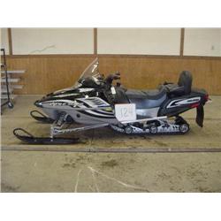 2004 Polaris 600 touring E. start & Rev.