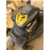 Image 2 : Briggs Ans Stratton Brute 675 EX Lawn MowerMO:30534379