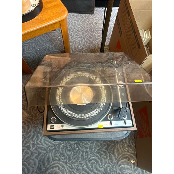 Dual 701 Turntable