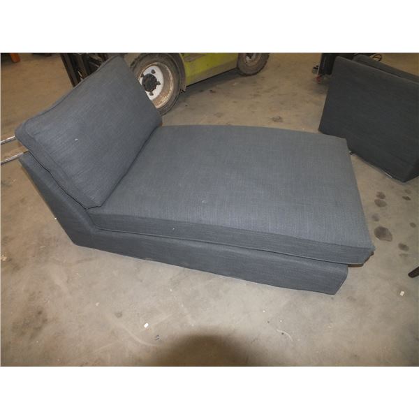 2 Lounge Sofas