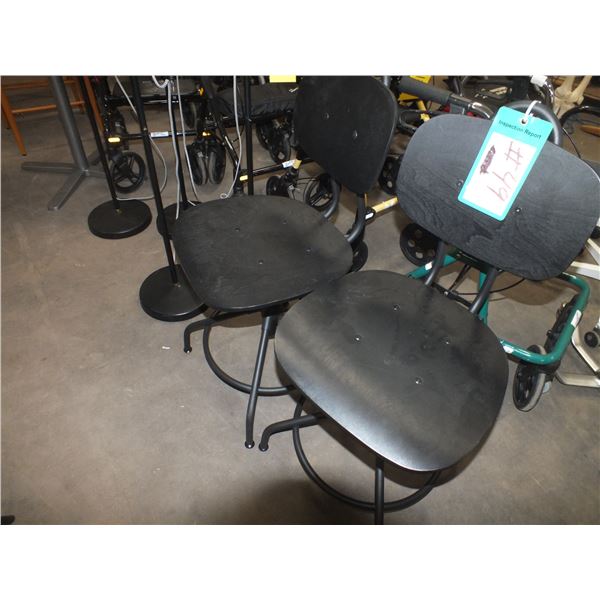 2 Black Chairs