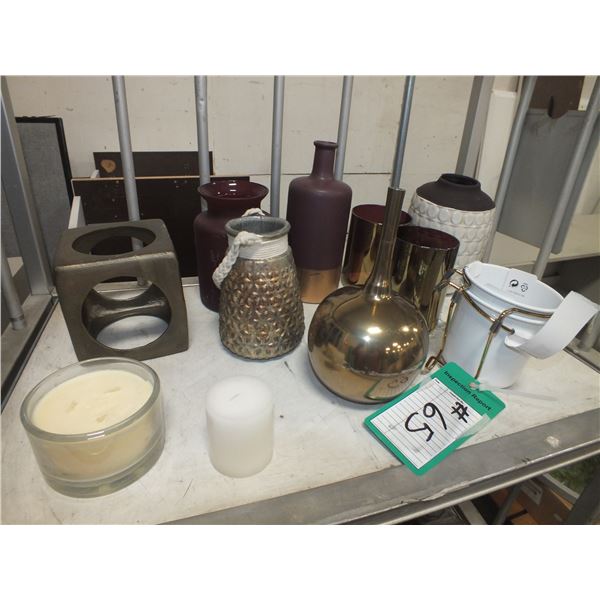 Showhome Nic's Nac's